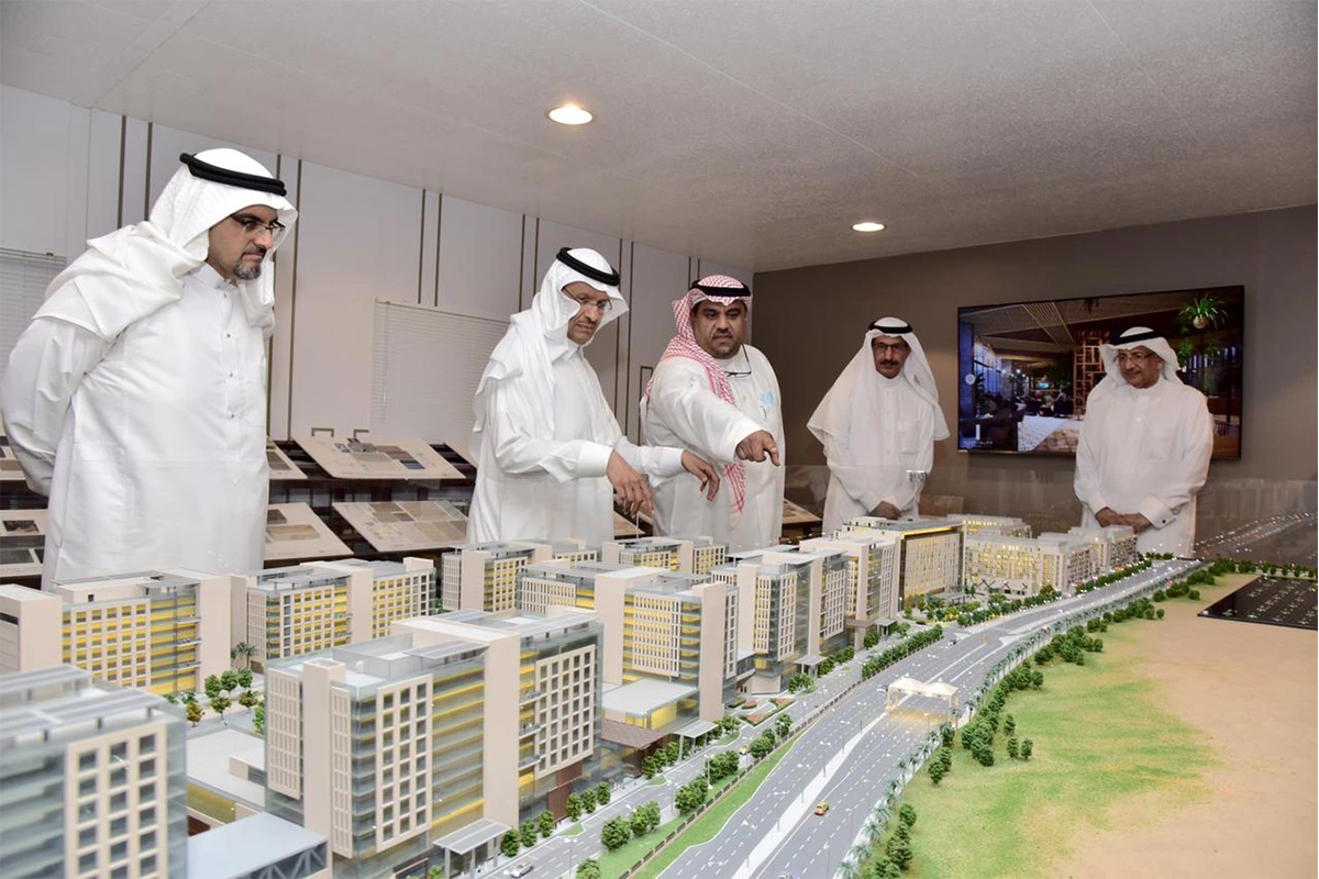 Featured image for “His Royal Highness Prince Sultan bin Khaled paid a visit to AMAAD Business Park”